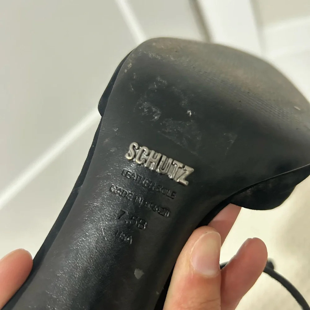 Pumps - Picture 4 of 5
